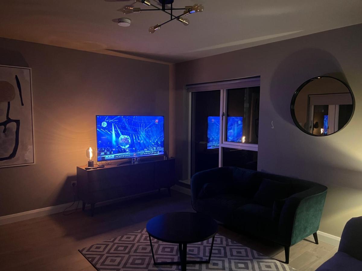 3 Bed Rooms Vip Family House 都柏林 外观 照片